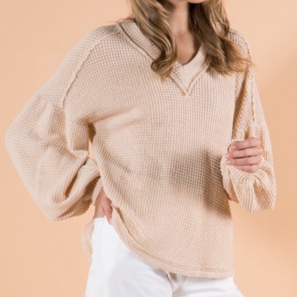 LOVERICHE V-NECK WAFFLE BALLOON SLEEVE KNIT TOP Beige Cream Womens Small - Picture 3 of 9